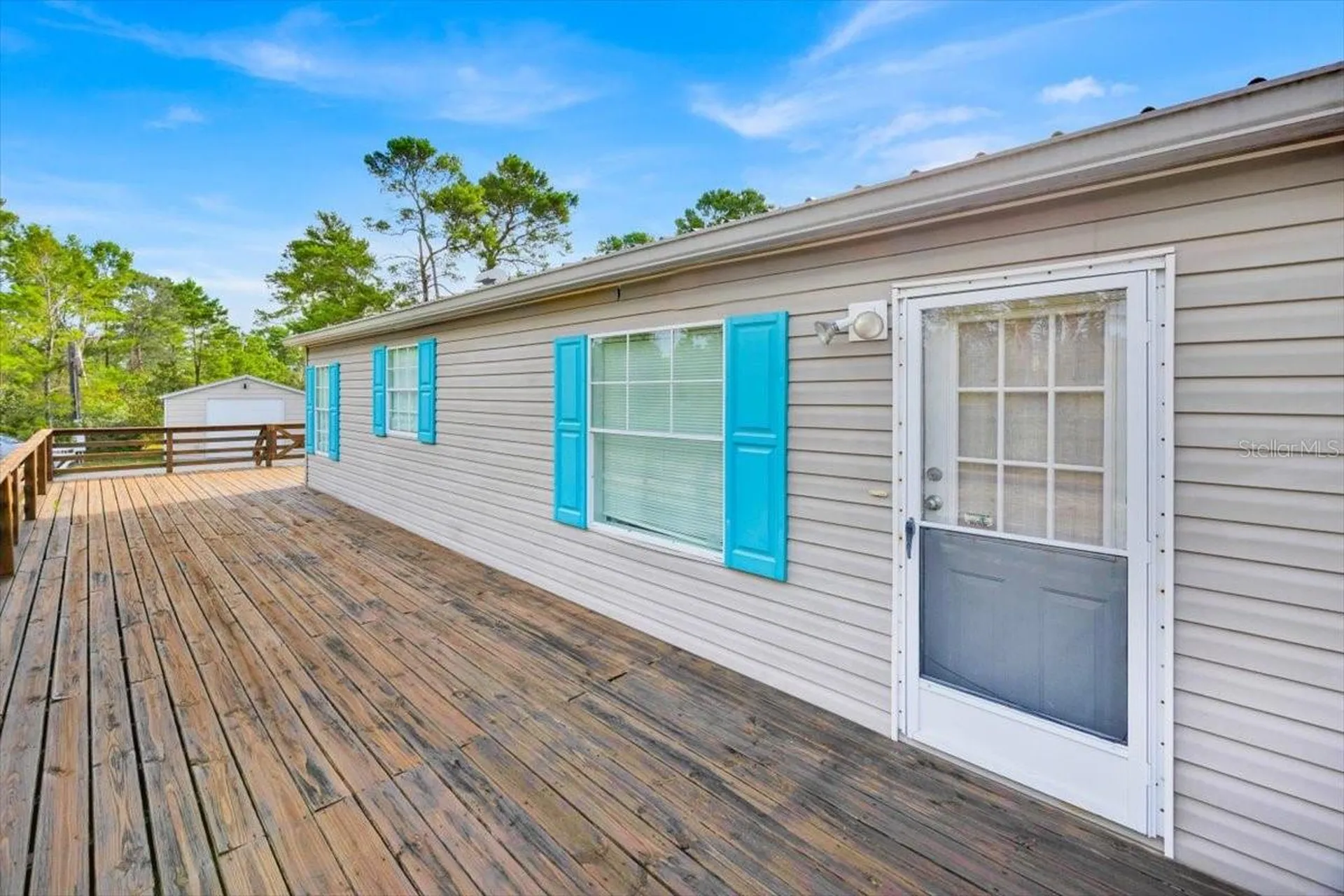 13 Sugar Pine Loop Lake Wales FL 33898