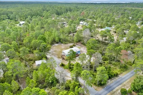 13 Sugar Pine Loop Lake Wales FL 33898