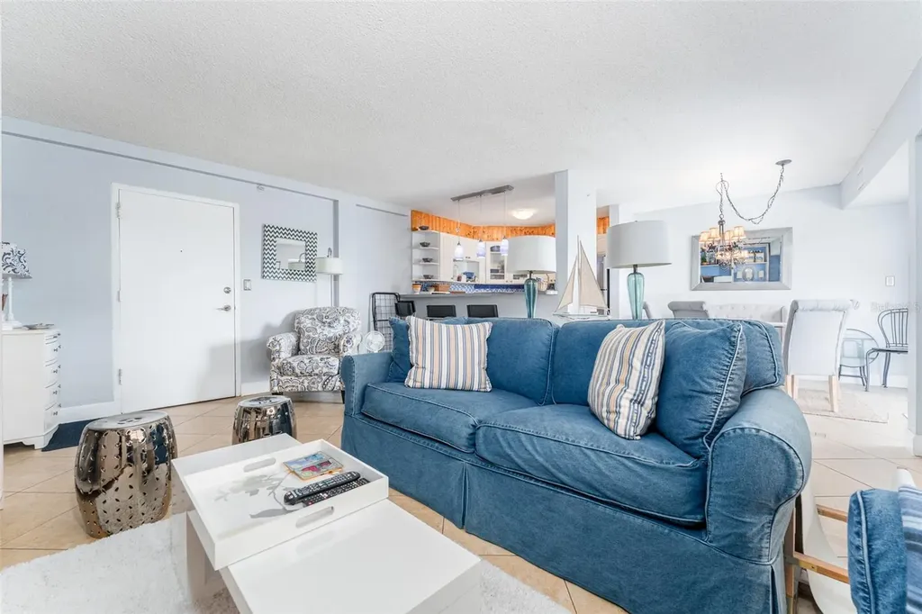 3315 58th Avenue S St Petersburg FL 33712