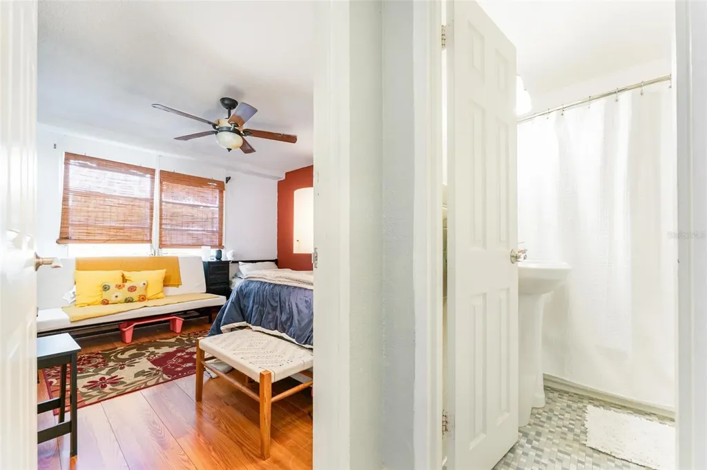 3315 58th Avenue S St Petersburg FL 33712