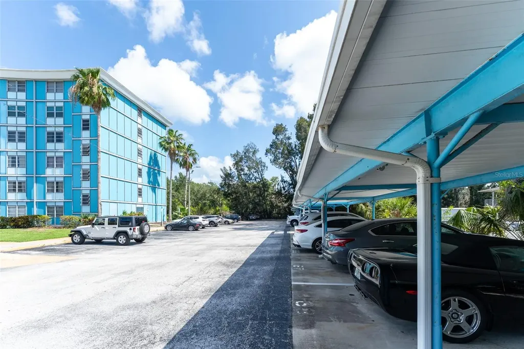 3315 58th Avenue S St Petersburg FL 33712