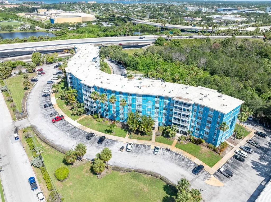 3315 58th Avenue S St Petersburg FL 33712