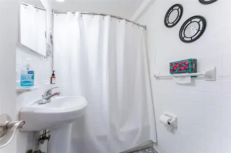 3315 58th Avenue S St Petersburg FL 33712