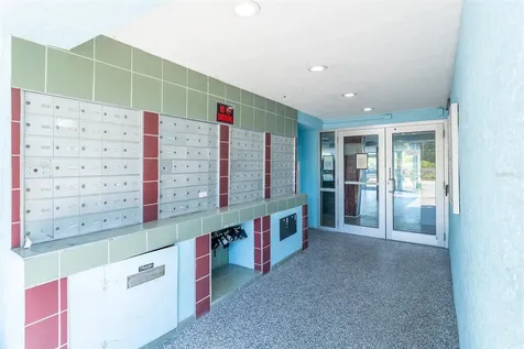 3315 58th Avenue S St Petersburg FL 33712