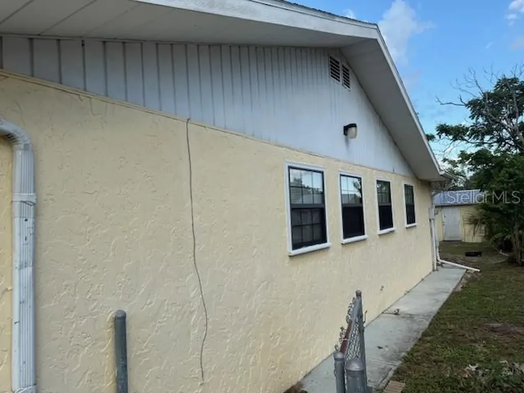 499 Water Road Ocala FL 34472