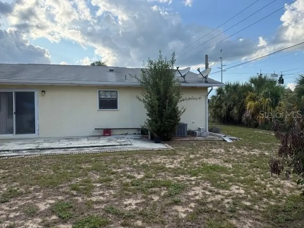 499 Water Road Ocala FL 34472