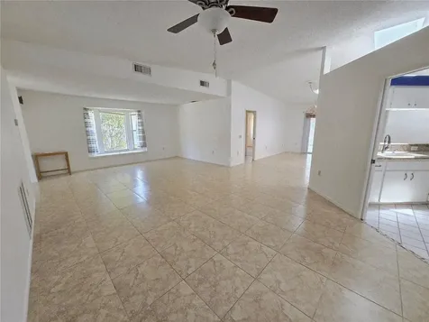5638 Garden Lakes Palm Bradenton FL 34203