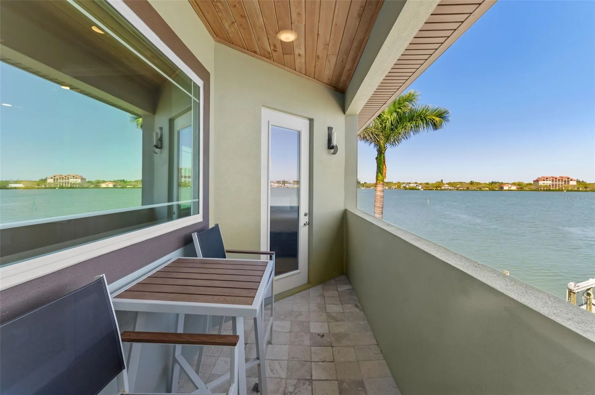 7815 9th Avenue S St Petersburg FL 33707