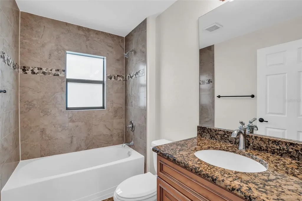 915 SE 33rd Terrace Cape Coral FL 33904