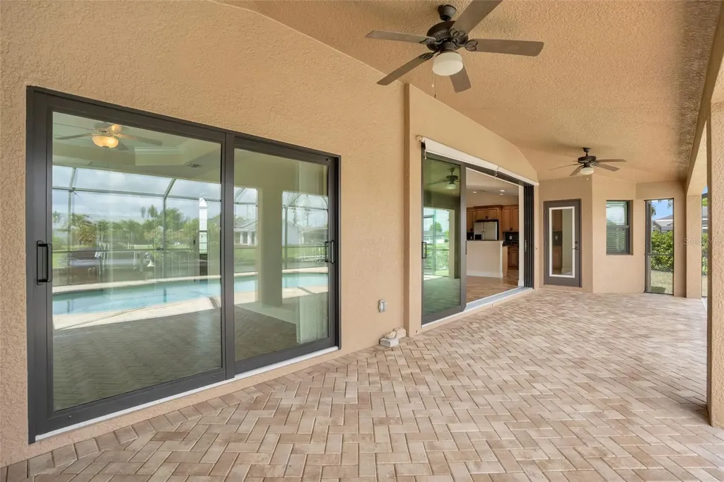 915 SE 33rd Terrace Cape Coral FL 33904