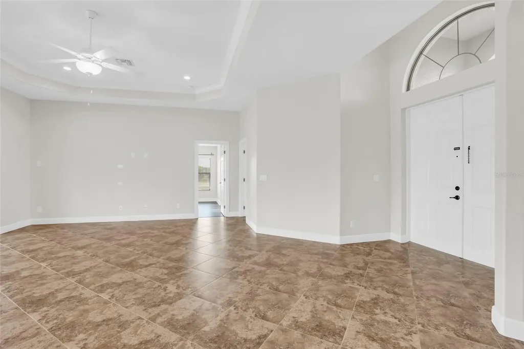 915 SE 33rd Terrace Cape Coral FL 33904