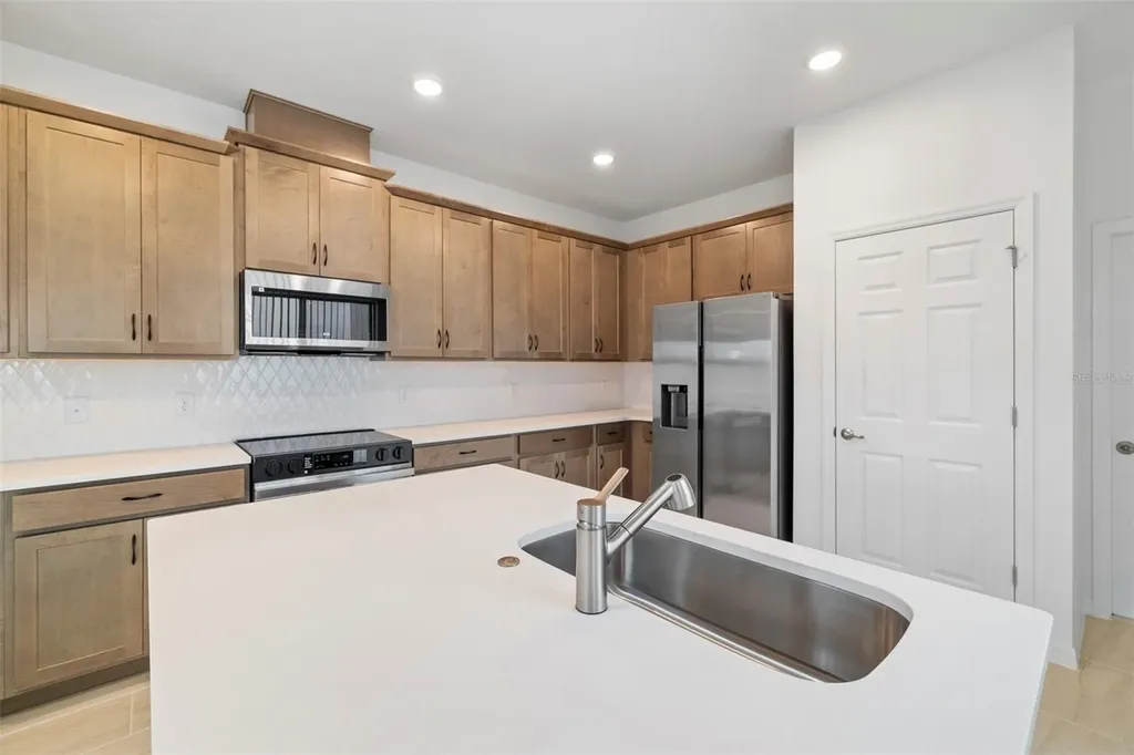 490 Winsome Alley Groveland FL 34736