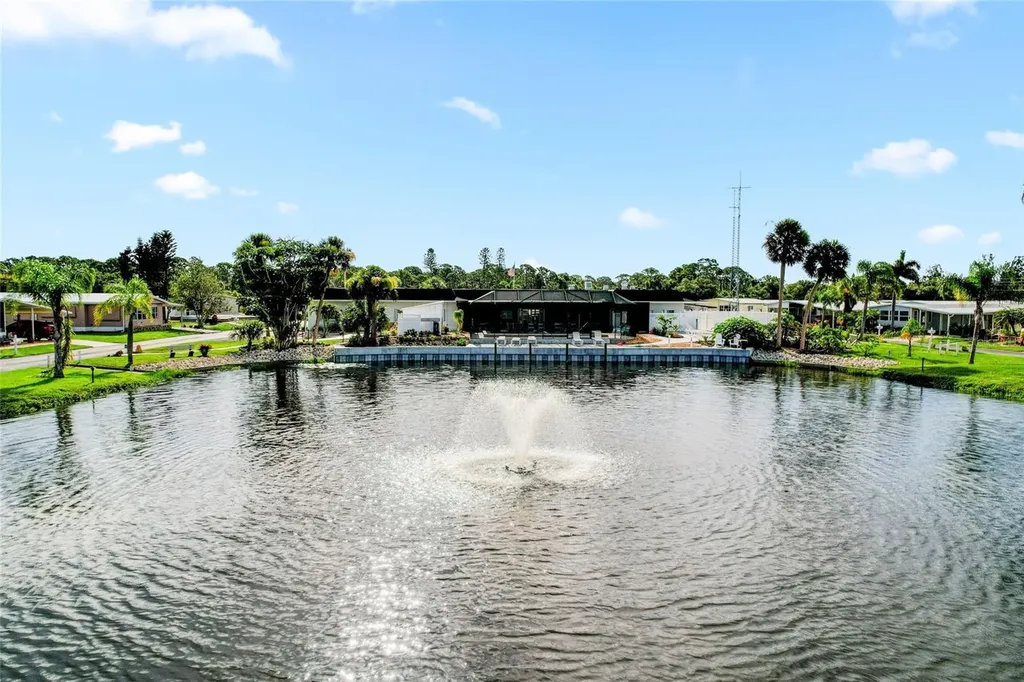 29 S Easter Island Circle Englewood FL 34223