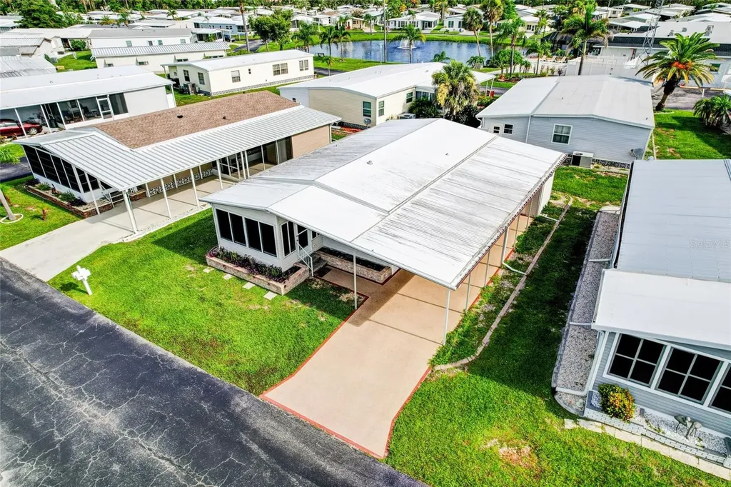 29 S Easter Island Circle Englewood FL 34223
