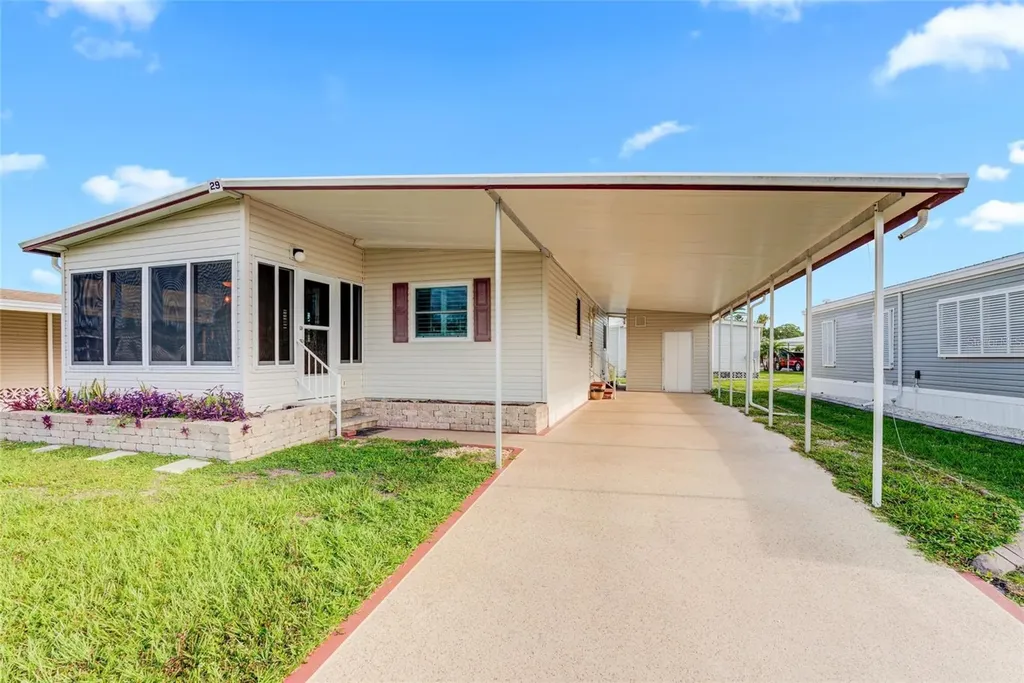 29 S Easter Island Circle Englewood FL 34223
