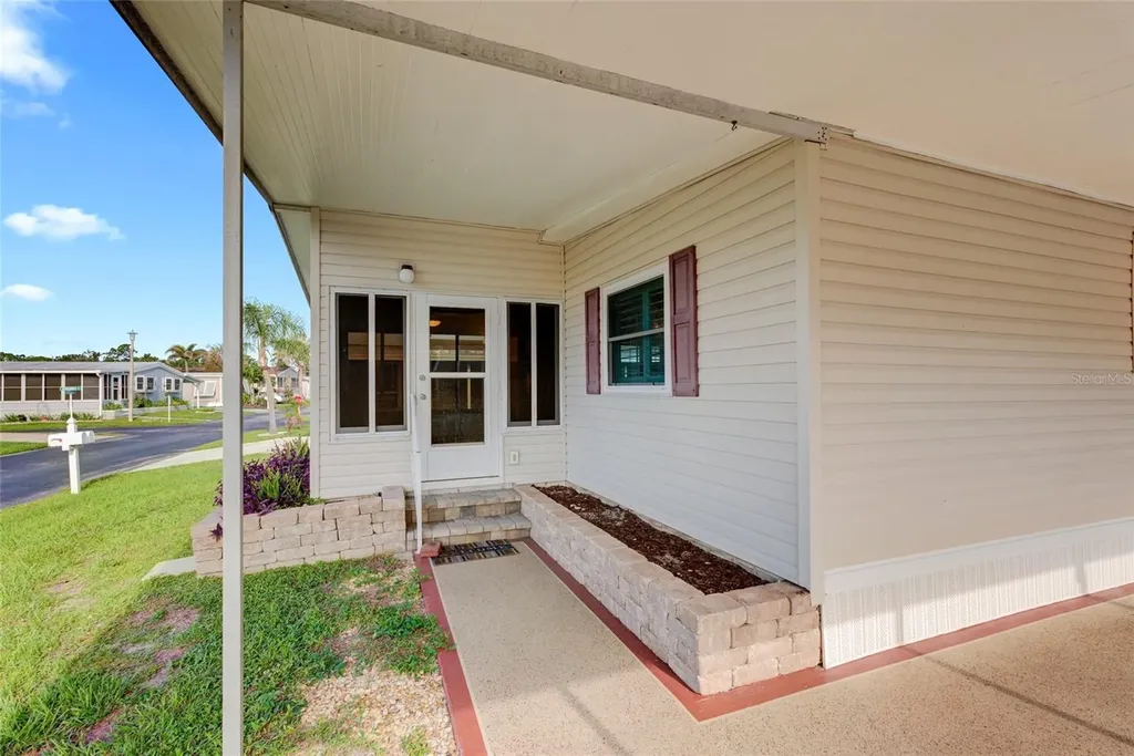 29 S Easter Island Circle Englewood FL 34223