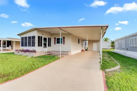29 S Easter Island Circle Englewood FL 34223