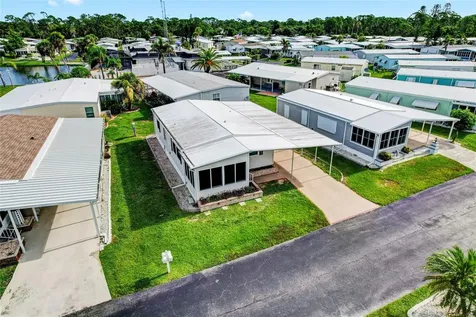 29 S Easter Island Circle Englewood FL 34223