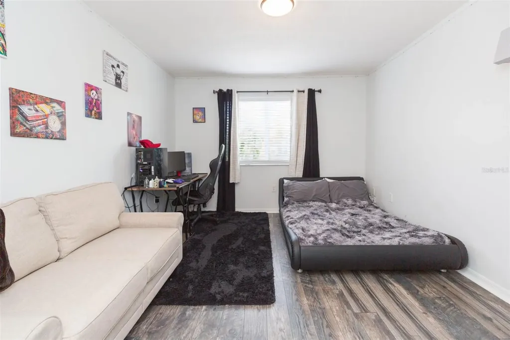 18136 Nassau Point Drive Tampa FL 33647