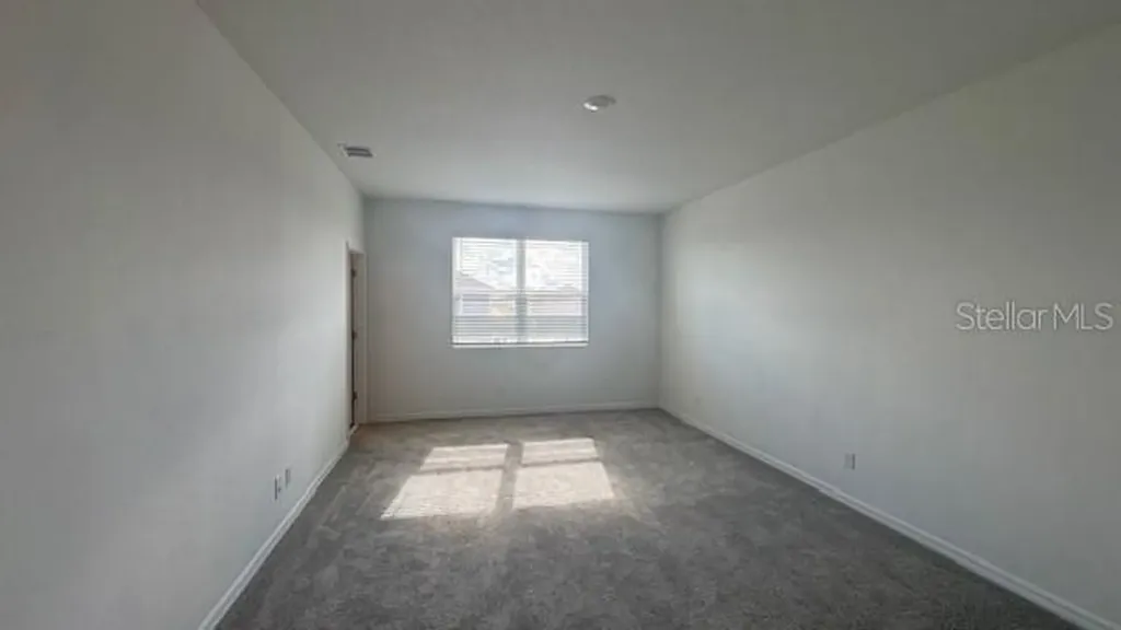 404 Oak Flat Alley Groveland FL 34736