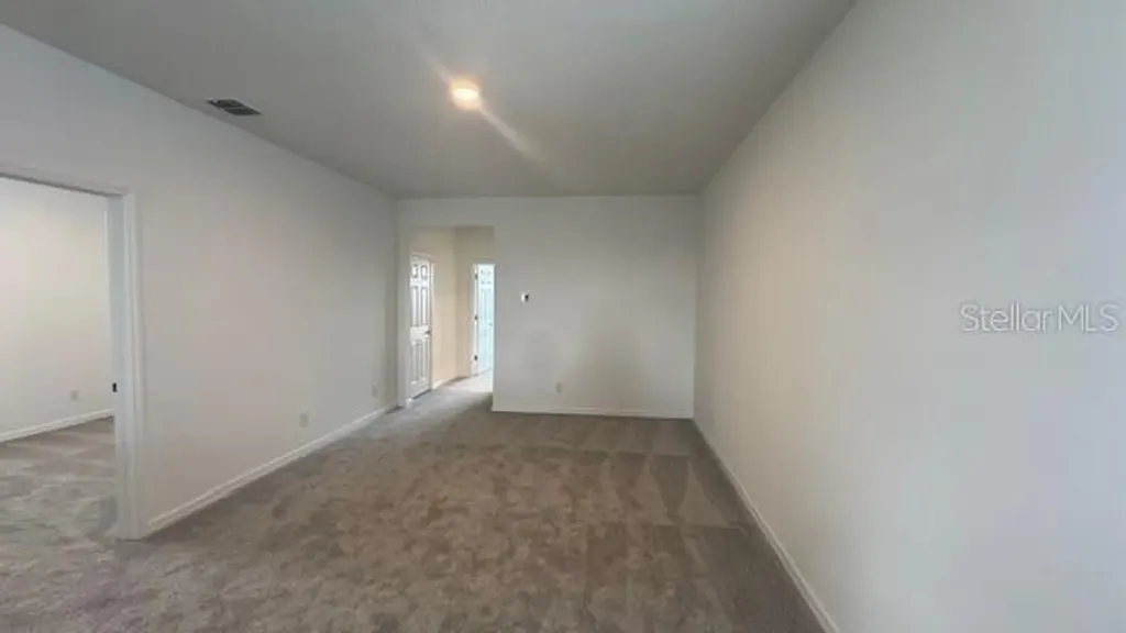 404 Oak Flat Alley Groveland FL 34736