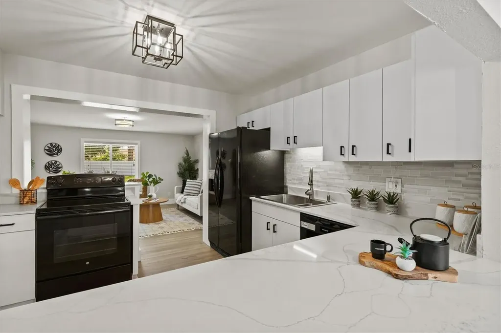 2432 Aspinwall Street Sarasota FL 34237