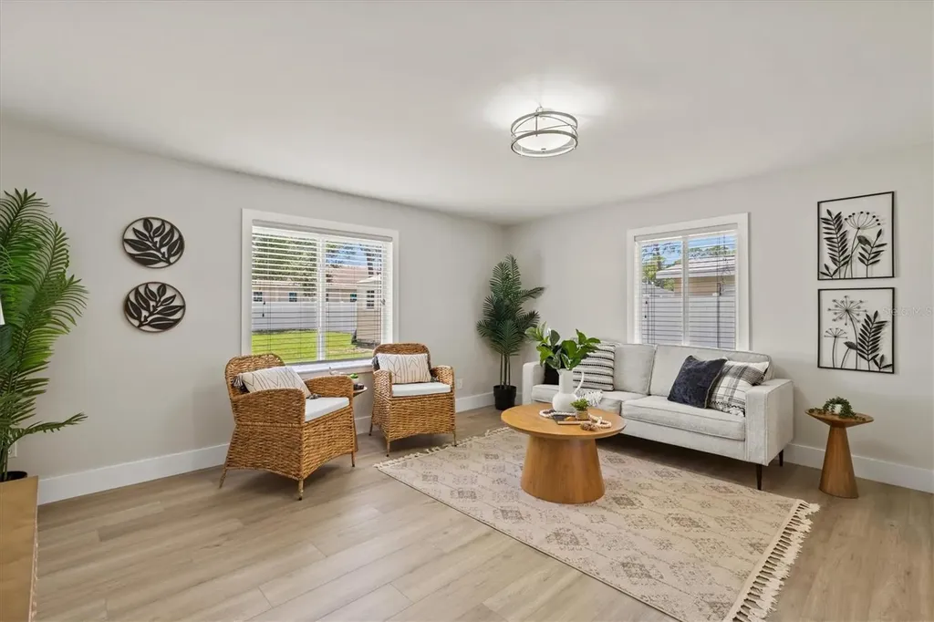 2432 Aspinwall Street Sarasota FL 34237