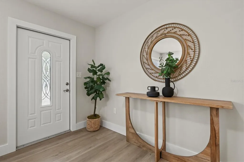 2432 Aspinwall Street Sarasota FL 34237