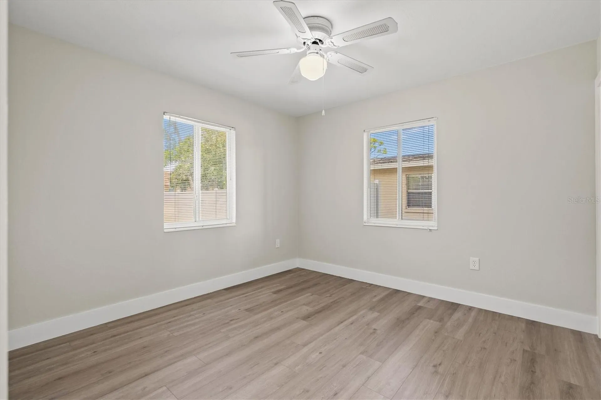 2432 Aspinwall Street Sarasota FL 34237