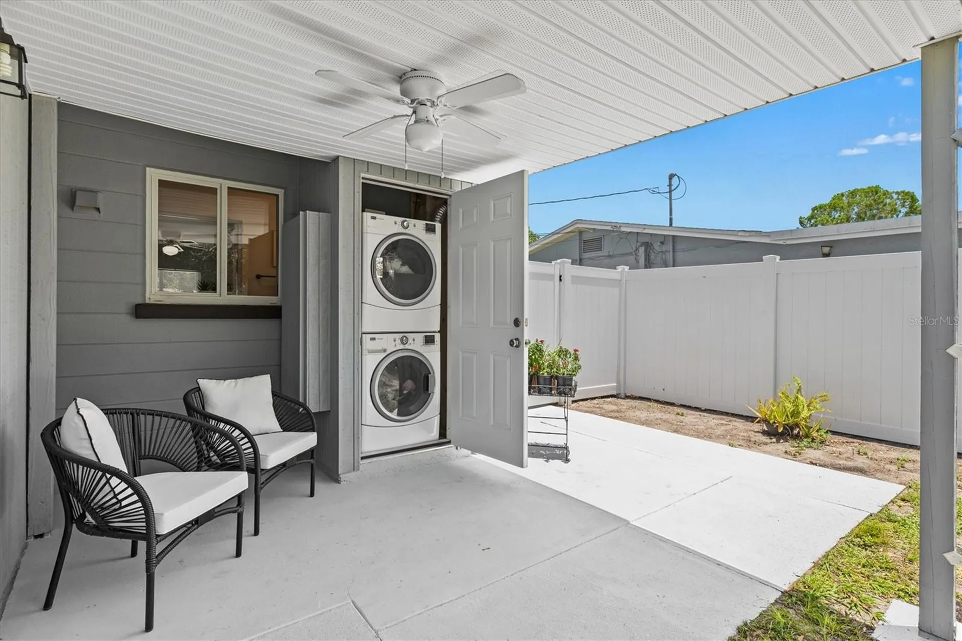 2432 Aspinwall Street Sarasota FL 34237