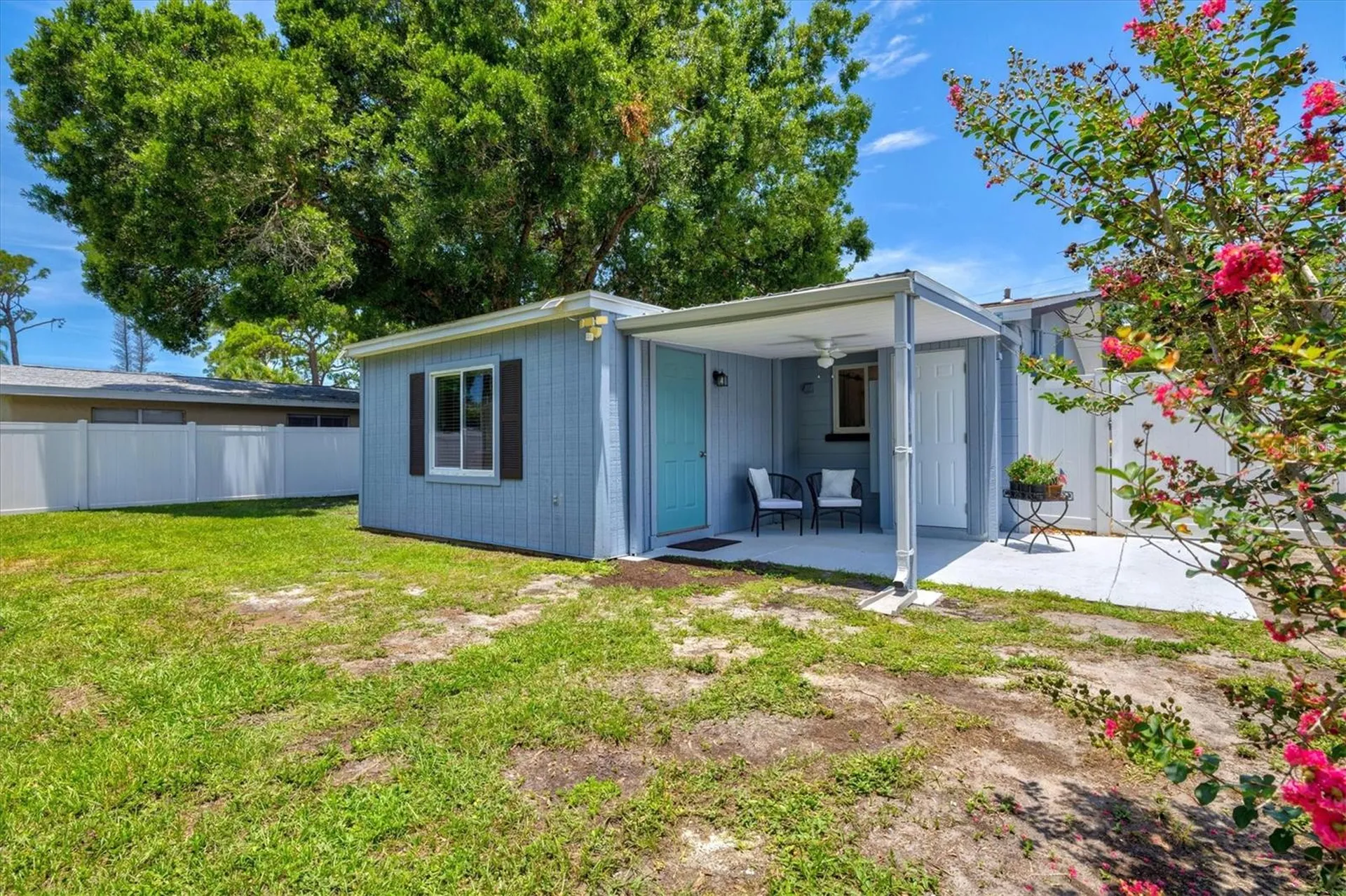 2432 Aspinwall Street Sarasota FL 34237