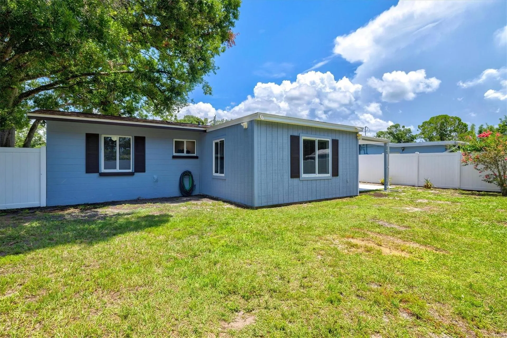 2432 Aspinwall Street Sarasota FL 34237
