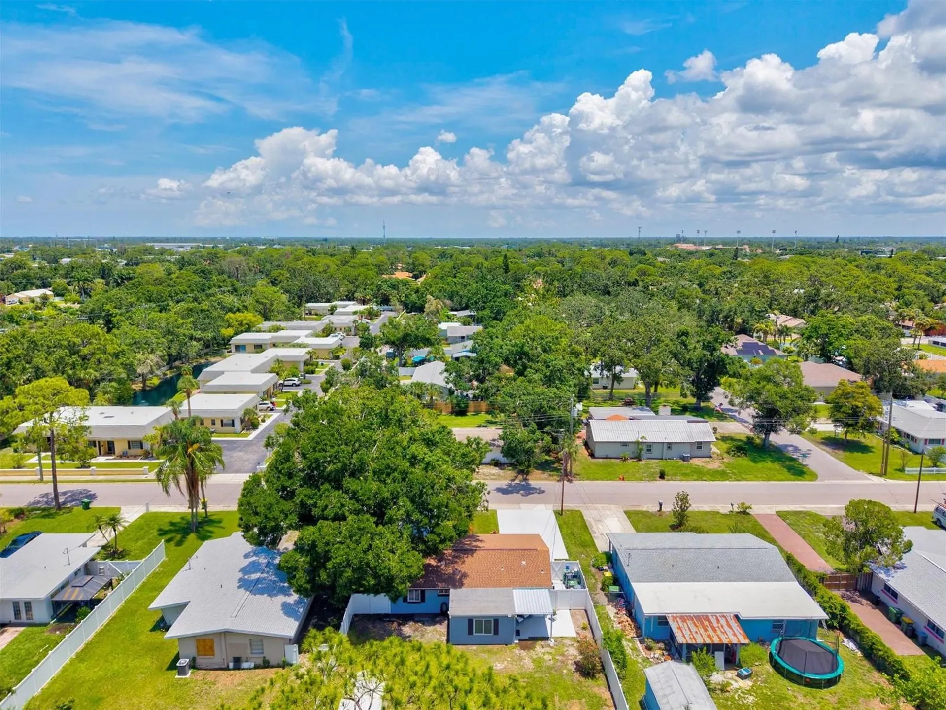 2432 Aspinwall Street Sarasota FL 34237