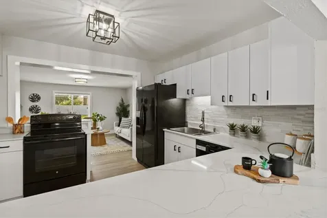 2432 Aspinwall Street Sarasota FL 34237