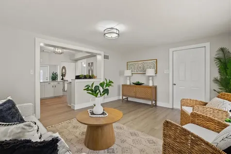 2432 Aspinwall Street Sarasota FL 34237