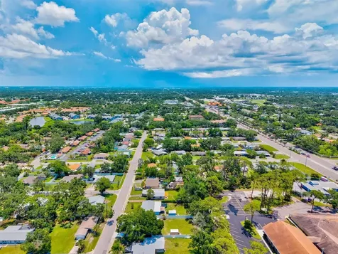 2432 Aspinwall Street Sarasota FL 34237