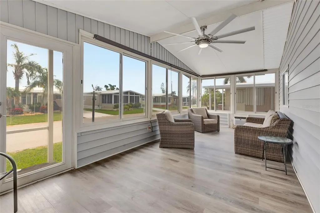 2100 Kings Highway Port Charlotte FL 33980