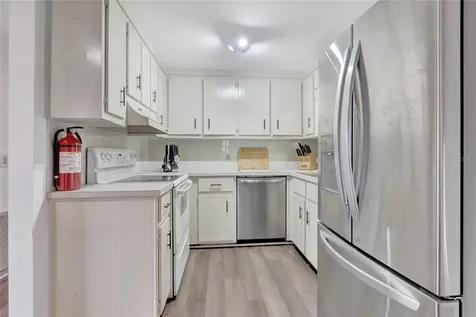 2100 Kings Highway Port Charlotte FL 33980