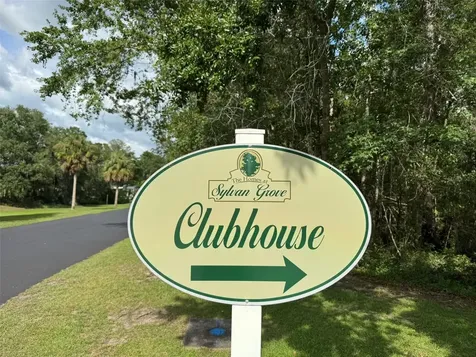 18035 Glen Raven Boulevard Brooksville FL 34604