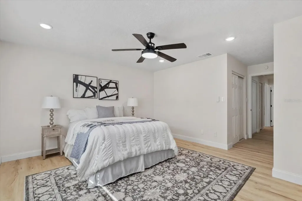 5718 Magnolia Street N St Petersburg FL 33703