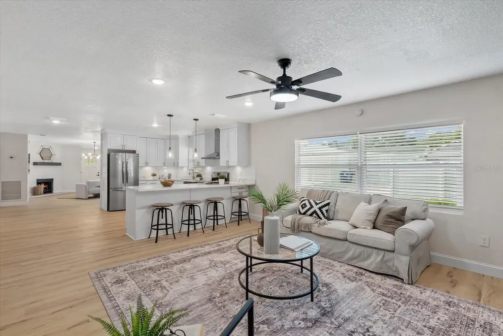 5718 Magnolia Street N St Petersburg FL 33703