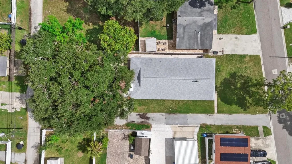 5718 Magnolia Street N St Petersburg FL 33703