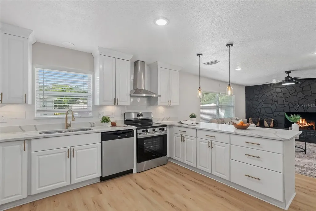 5718 Magnolia Street N St Petersburg FL 33703
