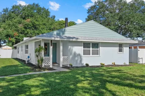 5718 Magnolia Street N St Petersburg FL 33703