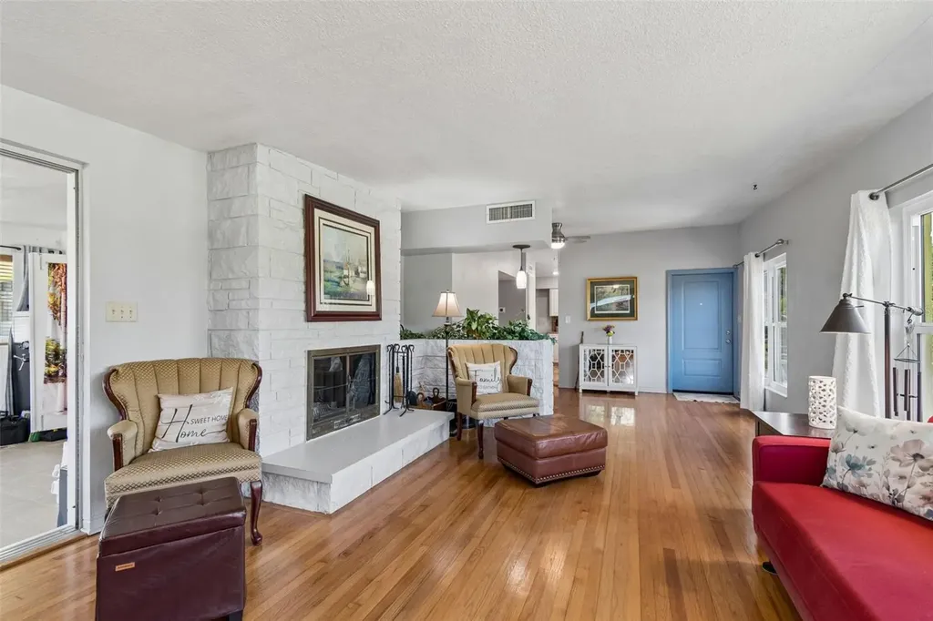 2110 Fairway Avenue S St Petersburg FL 33712
