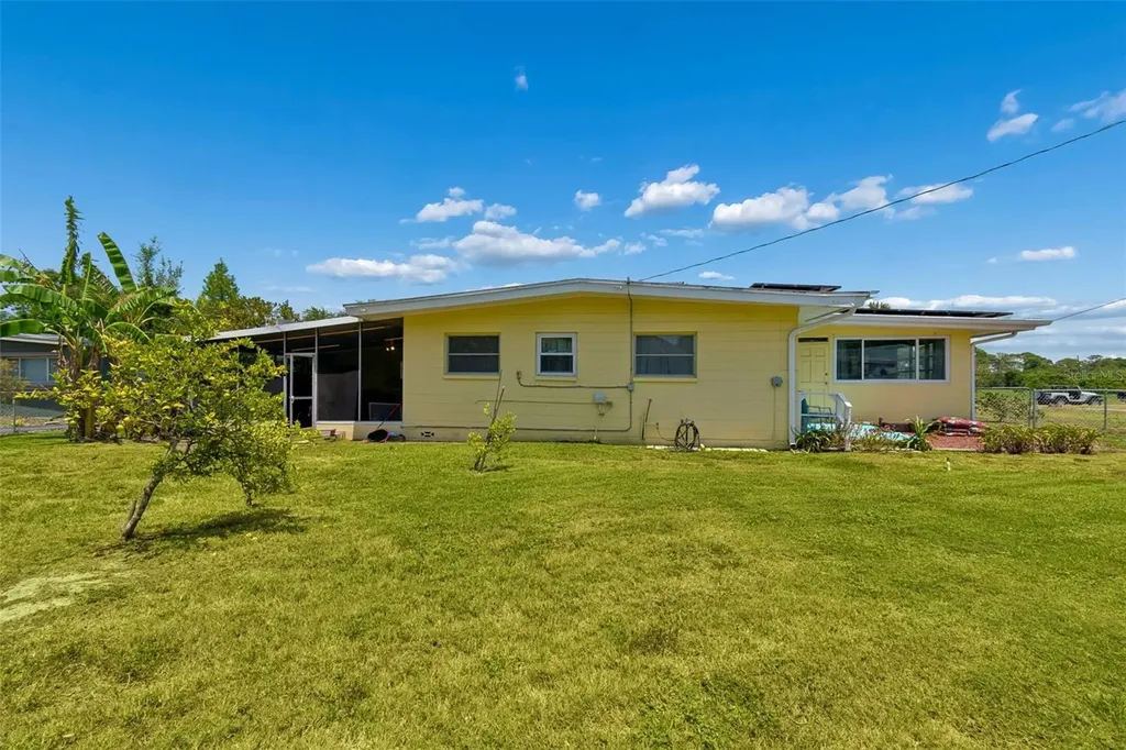 2110 Fairway Avenue S St Petersburg FL 33712