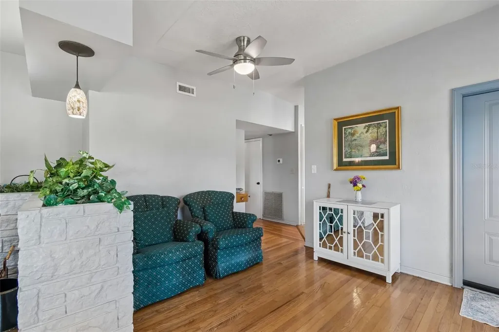 2110 Fairway Avenue S St Petersburg FL 33712