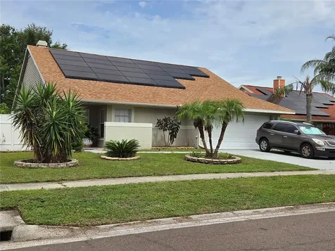 8718 Lindenhurst Place Tampa FL 33634