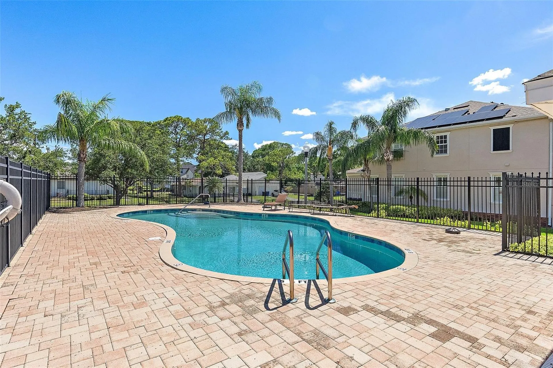 225 49th Avenue N St Petersburg FL 33703