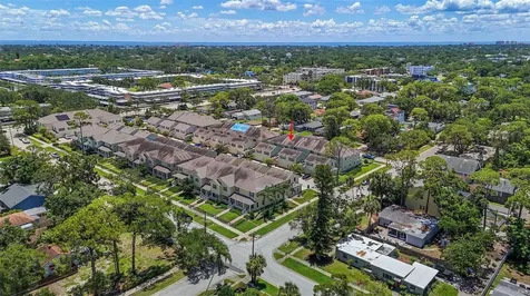 225 49th Avenue N St Petersburg FL 33703